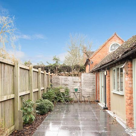 Host & Stay - Snodsbury Barn Upton Snodsbury エクステリア 写真