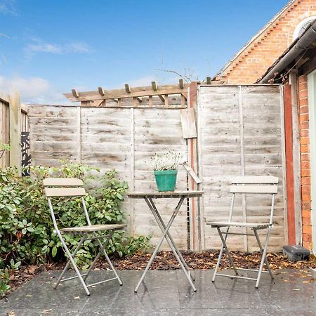 Host & Stay - Snodsbury Barn Upton Snodsbury エクステリア 写真